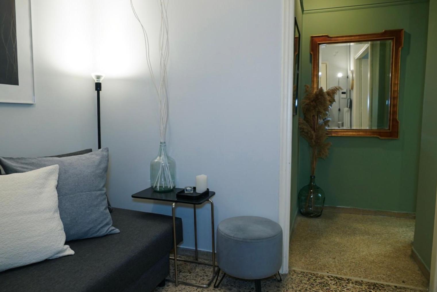 Comfy Studio Apartment Very Close To City Centre Atenas Exterior foto